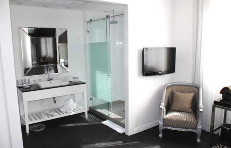 Leonardo Boutique 4*